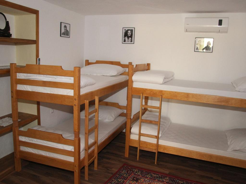 Hostel David Mostar Værelse billede